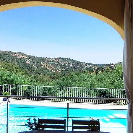 Villa De 3 Chambres Avec Piscine Privee Et Jardin Clos A Les Mimosas A 4 Km De La Bormes-les-Mimosas
